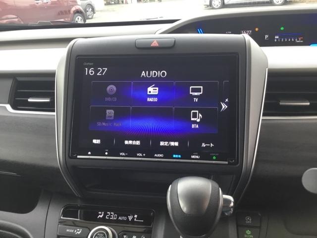 フリード Ｇ・ホンダセンシング　両側電動スライドドア　クルコン　衝突軽減Ｂ　純正ナビ　フルセグ　ＥＴＣ　ドラレコ　シートヒーター　Ｆセグ　追突被害軽減ブレーキ　ｉストップ　Ｗエアバッグ　パワーウィンドウ　スマートキ　ＶＳＡ　エアコン（17枚目）