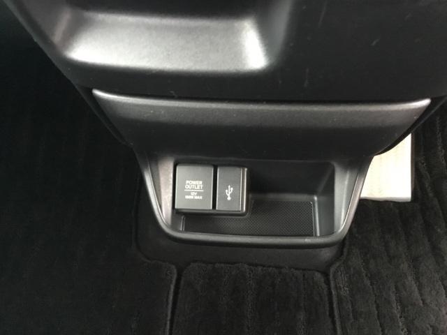 フリード Ｇ・ホンダセンシング　両側電動スライドドア　クルコン　衝突軽減Ｂ　純正ナビ　フルセグ　ＥＴＣ　ドラレコ　シートヒーター　Ｆセグ　追突被害軽減ブレーキ　ｉストップ　Ｗエアバッグ　パワーウィンドウ　スマートキ　ＶＳＡ　エアコン（20枚目）