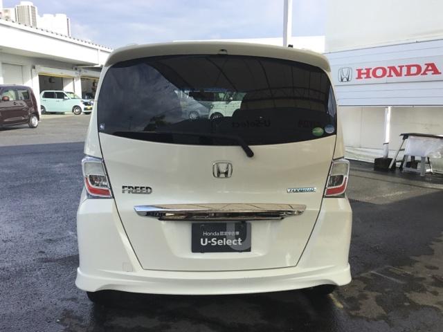 フリードハイブリッド ジャストセレクション　片側電動スライドドア　純正ナビ　フルセグ　ＥＴＣ　前後ドラレコ　両側スライド片側電動ドア　ナビテレビ　セキュリティー　横滑り防止機能　オートクルーズ　地デジ　エアバック　ウォークスルー　ＤＶＤ再生可能（8枚目）