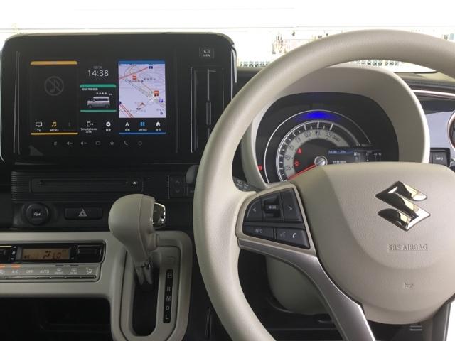 ワゴンＲスマイル ハイブリッドＸ　両側電動スライドドア　全周囲カメラ　クルコン　純正ナビ　ＥＴＣ　運転席シートヒーター　前席シートヒーター　ＵＳＢ　横滑り防止　サイドエアバッグ　バックカメラ　セキュリティーアラーム　スマートキー（3枚目）