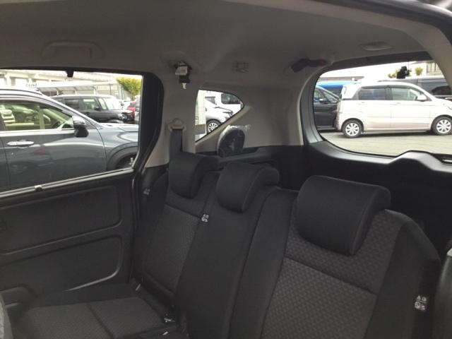 乗車定員は通常時は５名、車いす乗車時は６名になります。