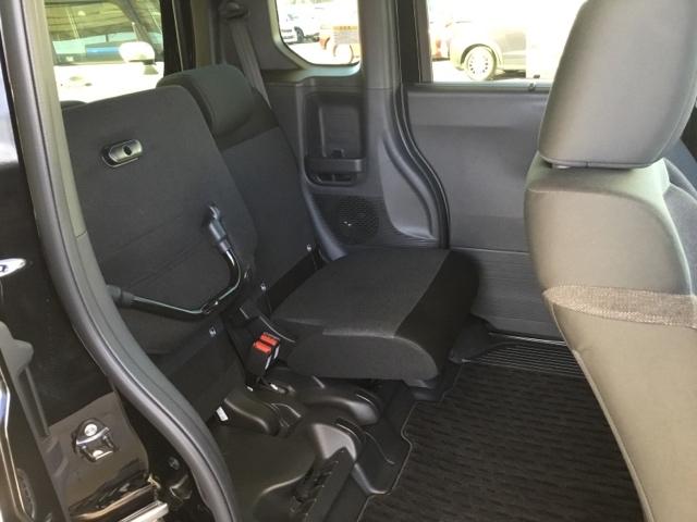 N-BOXカスタム ベースグレード デモカー 片側電動スライドドア 純正ナビ フルセグ 前後ドラレコ シートヒーター USB接続 CMBS Dレコ 禁煙 ベンチシート オートエアコン スマートキ LED 盗難防止装置 クルコン ESC(13枚目)