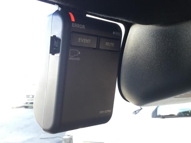 N-BOXカスタム ベースグレード デモカー 片側電動スライドドア 純正ナビ フルセグ 前後ドラレコ シートヒーター USB接続 CMBS Dレコ 禁煙 ベンチシート オートエアコン スマートキ LED 盗難防止装置 クルコン ESC(23枚目)