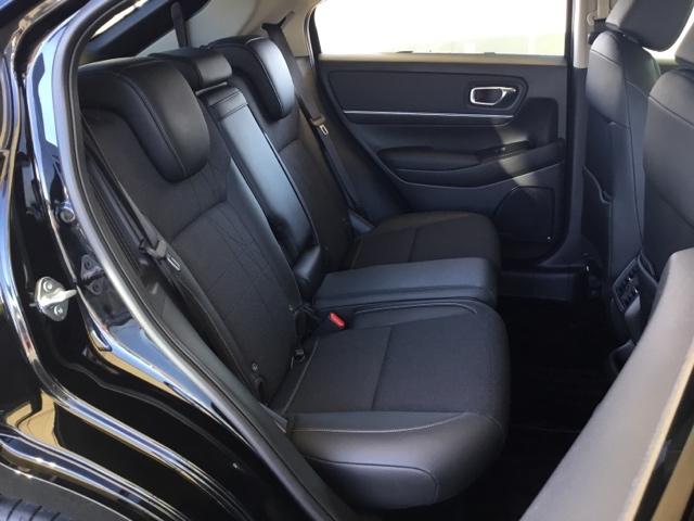 ヴェゼル e:HEVZ デモカー BSI ETC2.0 前後ドラレコ シート&ステアリングヒーター 電動リアゲート 衝突回避支援ブレーキ機能 スマキ Pトランク フルオートエアコン Dレコ エアバッグ 両席エアバック Rカメ(14枚目)