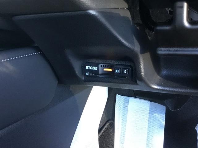 ヴェゼル e:HEVZ デモカー BSI ETC2.0 前後ドラレコ シート&ステアリングヒーター 電動リアゲート 衝突回避支援ブレーキ機能 スマキ Pトランク フルオートエアコン Dレコ エアバッグ 両席エアバック Rカメ(26枚目)