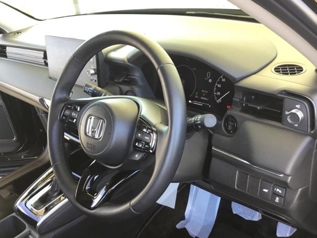 ヴェゼル e:HEVZ デモカー BSI ETC2.0 前後ドラレコ シート&ステアリングヒーター 電動リアゲート 衝突回避支援ブレーキ機能 スマキ Pトランク フルオートエアコン Dレコ エアバッグ 両席エアバック Rカメ(31枚目)