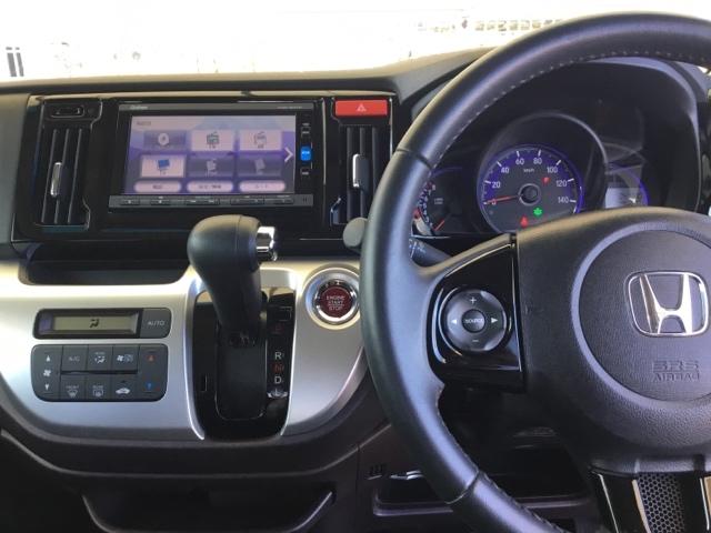 Ｎ－ＷＧＮカスタム Ｇ・Ｌパッケージ　クルコン　バックカメラ　純正ナビ　フルセグ　ＥＴＣ　ドラレコ　横滑り防止システム　ＬＥＤヘッド　カーテンエアバッグ　スマートキー＆プッシュスタート　ナビＴＶ　ベンチシ－ト　バックモニター　地デジＴＶ（3枚目）