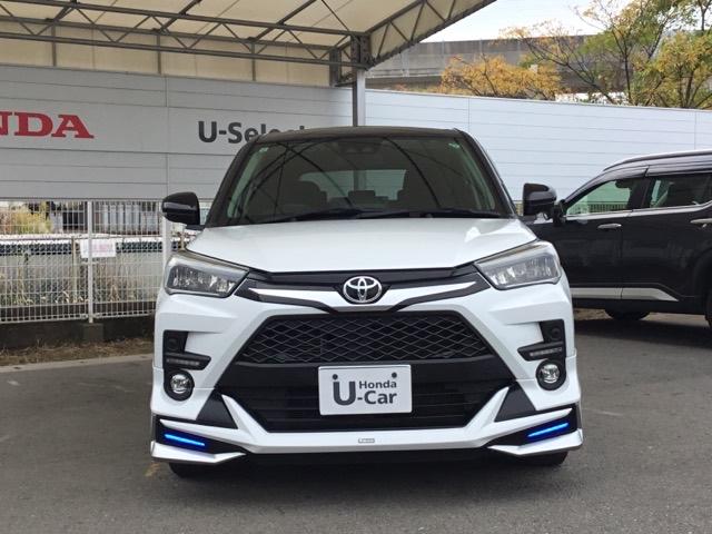 ライズ Ｚ　クルコン　バックカメラ　純正ナビ　フルセグ　ＥＴＣ　コーナーセンサ　誤発進抑制機能　エアコン　エアロ　シートヒータ　スマートキー＆プッシュスタート　地デジＴＶ　ＶＳＡ　盗難防止装置　ターボ車　キーレス（6枚目）