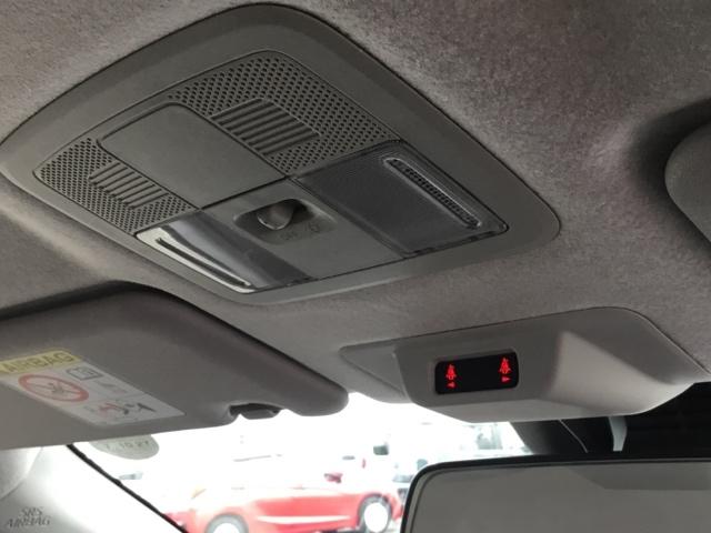 ライズ Ｚ　クルコン　バックカメラ　純正ナビ　フルセグ　ＥＴＣ　コーナーセンサ　誤発進抑制機能　エアコン　エアロ　シートヒータ　スマートキー＆プッシュスタート　地デジＴＶ　ＶＳＡ　盗難防止装置　ターボ車　キーレス（24枚目）