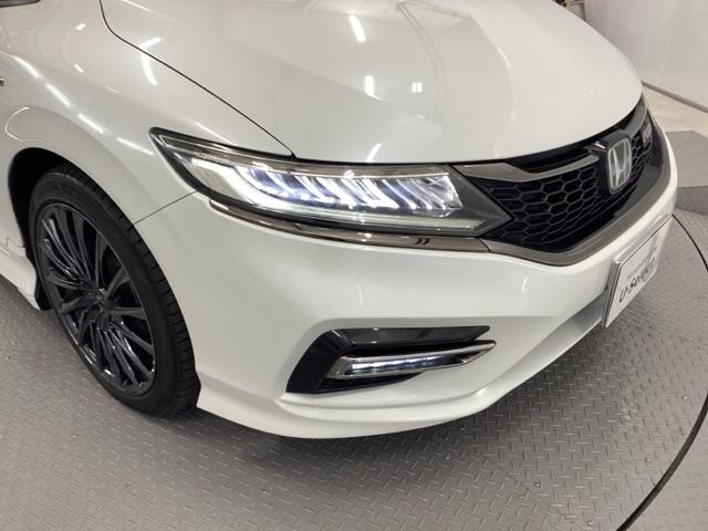 ジェイド ハイブリッドＲＳ・ホンダセンシング　クルコン　純正ナビ　フルセグ　ドラレコ　助手席エアバッグ　サイドエアバック　オートクルーズコントロール　ＬＥＤライト　イモビライザー　地デジ　ＥＴＣ車載器　オートエアコン　リアカメラ　ナビＴＶ　ＤＶＤ（19枚目）