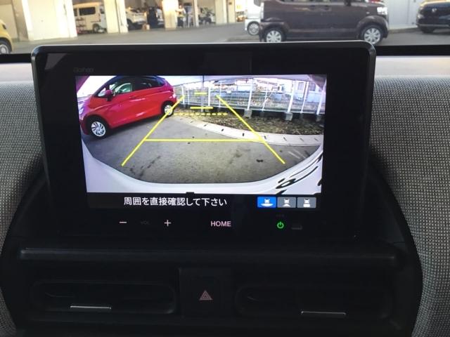 フリード ｅ：ＨＥＶエアー　デモカー　ディスプレイオーディオ　ＥＴＣ　前後ドラレコ　キーフリ　両側電動ドア　クルコン　禁煙　サイドエアバッグ　盗難防止装置　オートエアコン　ＬＥＤライト　スマートキー　オートライト　ＥＳＣ　Ｄレコ（16枚目）