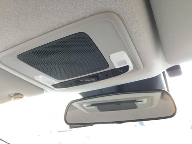 フリード ｅ：ＨＥＶエアー　デモカー　ディスプレイオーディオ　ＥＴＣ　前後ドラレコ　キーフリ　両側電動ドア　クルコン　禁煙　サイドエアバッグ　盗難防止装置　オートエアコン　ＬＥＤライト　スマートキー　オートライト　ＥＳＣ　Ｄレコ（26枚目）