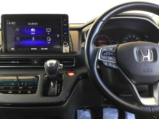 オデッセイ アブソルート・ＥＸ　全周囲カメラ　ＢＳＩ　リア席モニター　２列目オットマン　ＥＴＣ　バックモニター　ＷＡＣ　スマ－トキ－　セキュリティーアラーム　３列シート　ＤＶＤ再生　オートクルーズコントロール　パワーウィンドウ（3枚目）