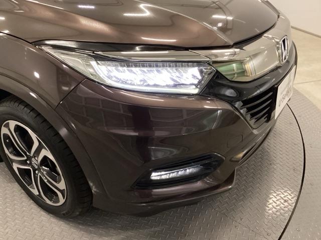ヴェゼル ハイブリッドＺ・ホンダセンシング　クルコン　バックカメラ　純正ナビ　フルセグ　ＥＴＣ　前後ドラレコ　レーダーサポート　ＤＶＤ再生機能　横滑り防止システム　バックアイカメラ　盗難防止装置　シートヒーター付　スマ－トキ－　ＥＣＯモード（19枚目）