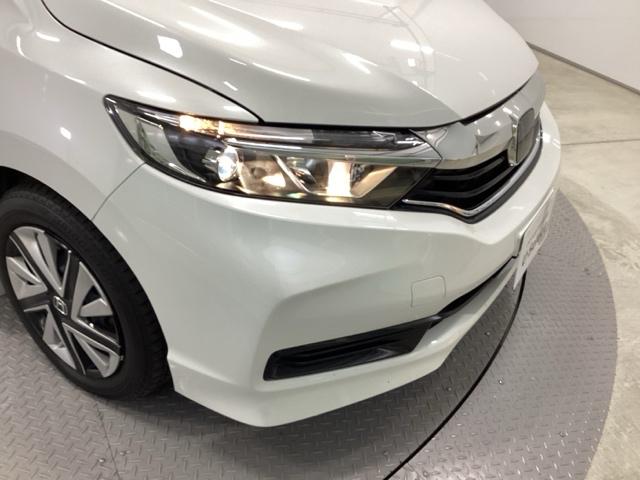 シャトル ハイブリッドホンダセンシング クルコン バックカメラ 純正ナビ フルセグ ETC 前後ドラレコ スマートキープッシュスタート リヤカメラ Dレコ デュアルエアバッグ USB接続 横滑り防止 パワステ 盗難防止 パワーウインドウ(20枚目)