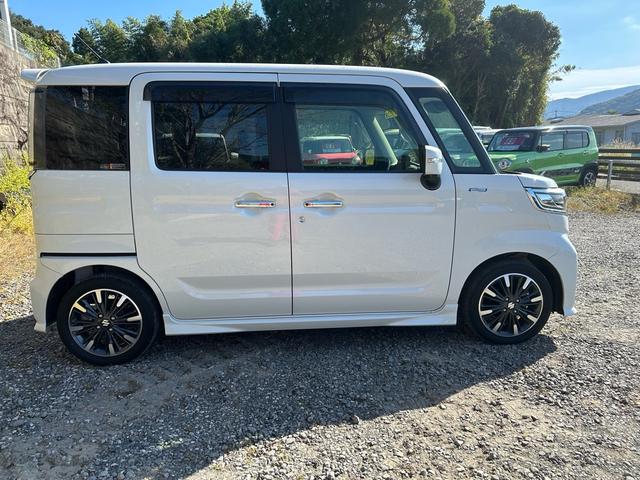 スペーシアカスタム ハイブリッドXS 全方位モニター付メモリーナビ+スズキコネクト対応通信(4枚目)