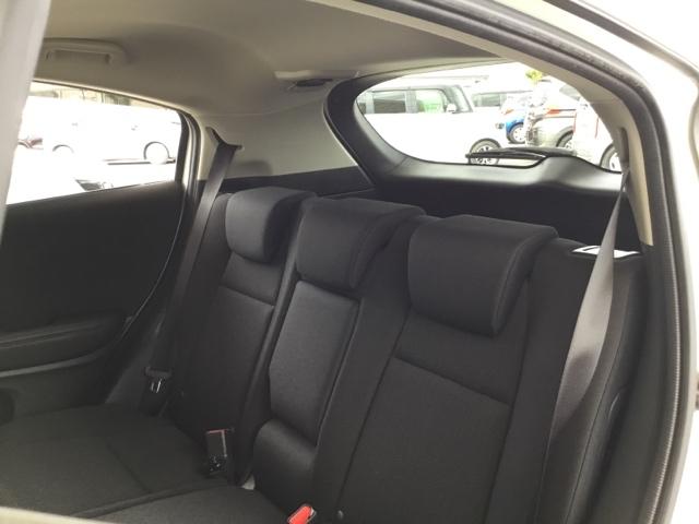 ヴェゼル Ｘ・ホンダセンシング　クルコン　バックカメラ　純正ナビ　ＥＴＣ　Ｒカメラ　Ｗエアバッグ　盗難防止　アクティブクルーズコントロール　オートエアコン　ＬＥＤランプ　衝突軽減ブレ－キ　パワステ　カーテンエアバック　ＵＳＢポート（12枚目）