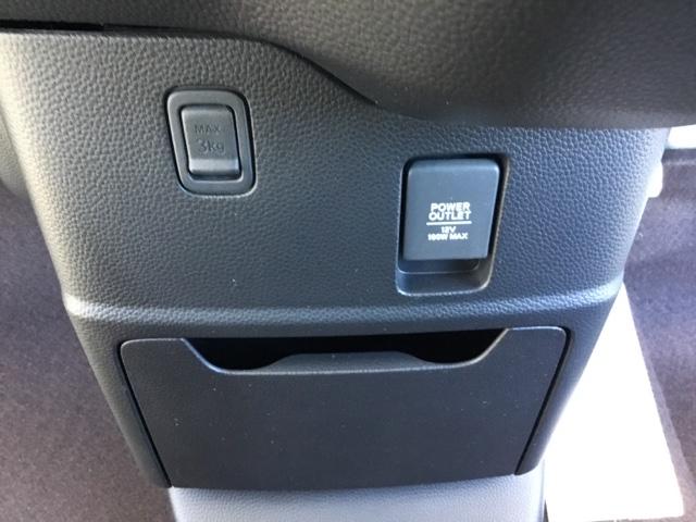 Ｎ－ＢＯＸカスタム Ｇ・Ｌターボホンダセンシング　両側電動スライドドア　クルコン　純正ナビ　ＥＴＣ　パドルシフト　フルセ　両側ＰＷスライドドア　Ｂモニタ　Ｉストップ　セキュリティー　ＵＳＢ接続　クルーズコントロール　ナビＴＶ　キーレスエントリー　ＰＷ（23枚目）