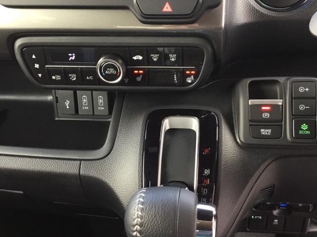 N-BOXカスタム Lスタイル+ブラック 両側電動スライドドア クルコン バックカメラ 純正ナビ ETC シートヒーター 衝突軽減ブレ-キ パーキングセンサー DVD再生 横滑り防止 シ-トヒ-タ- クルーズコントロール LEDライト 地デジ(21枚目)