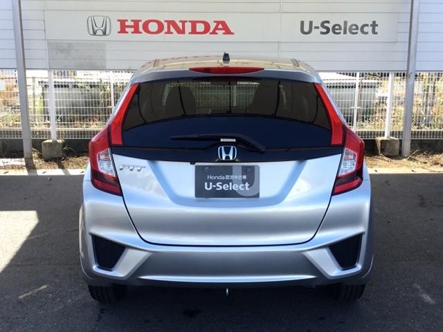 フィット 13G・Fパッケージ バックカメラ 純正ナビ フルセグ ドラレコ 社外AW イモビ DVD再生可能 スマ-トキ- VSA 地デジTV 助手席エアバッグ Rカメラ オートエアコン エアバック PS キ-フリ- Dレコ PW(8枚目)