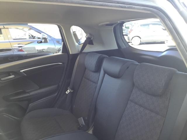 フィット 13G・Fパッケージ バックカメラ 純正ナビ フルセグ ドラレコ 社外AW イモビ DVD再生可能 スマ-トキ- VSA 地デジTV 助手席エアバッグ Rカメラ オートエアコン エアバック PS キ-フリ- Dレコ PW(9枚目)