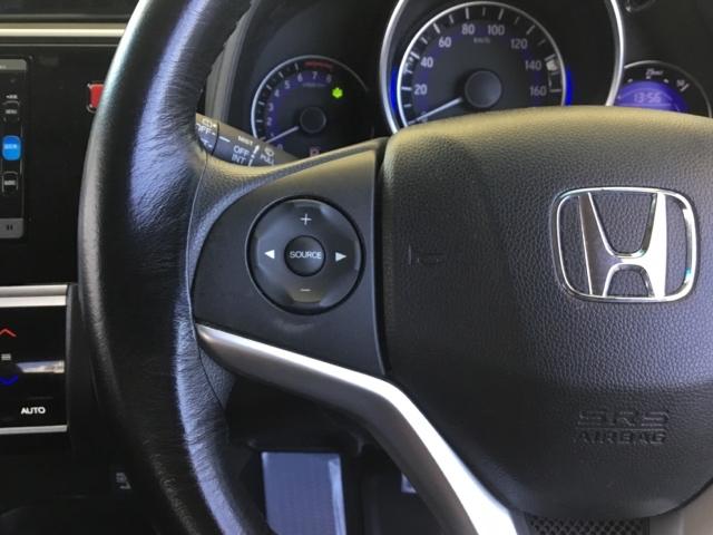 フィット 13G・Fパッケージ バックカメラ 純正ナビ フルセグ ドラレコ 社外AW イモビ DVD再生可能 スマ-トキ- VSA 地デジTV 助手席エアバッグ Rカメラ オートエアコン エアバック PS キ-フリ- Dレコ PW(14枚目)