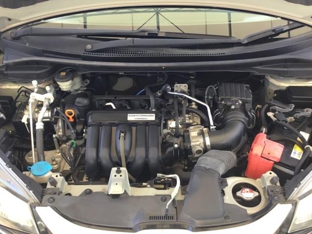 フィット 13G・Fパッケージ バックカメラ 純正ナビ フルセグ ドラレコ 社外AW イモビ DVD再生可能 スマ-トキ- VSA 地デジTV 助手席エアバッグ Rカメラ オートエアコン エアバック PS キ-フリ- Dレコ PW(29枚目)