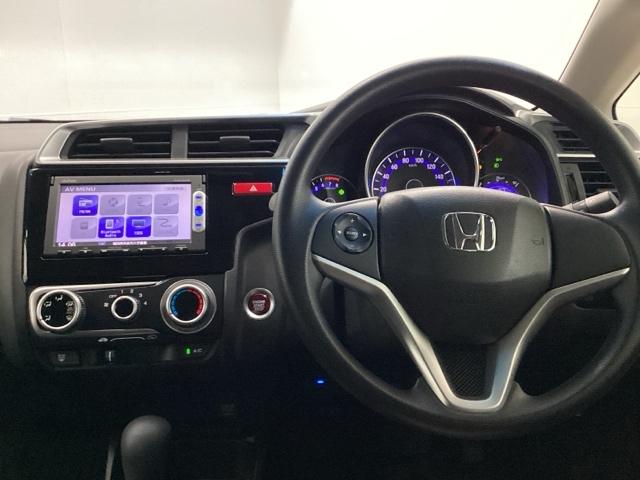 フィット １３Ｇ・Ｆパッケージ　バックカメラ　純正ナビ　ワンセグ　ＥＴＣ　イモビ　ＤＶＤ再生可能　スマ－トキ－　ＶＳＡ　助手席エアバッグ　Ｒカメラ　オートエアコン　エアバック　ＰＳ　キ－フリ－　１セグ　ＰＷ　ＡＢＳ　ＴＶナビ（2枚目）