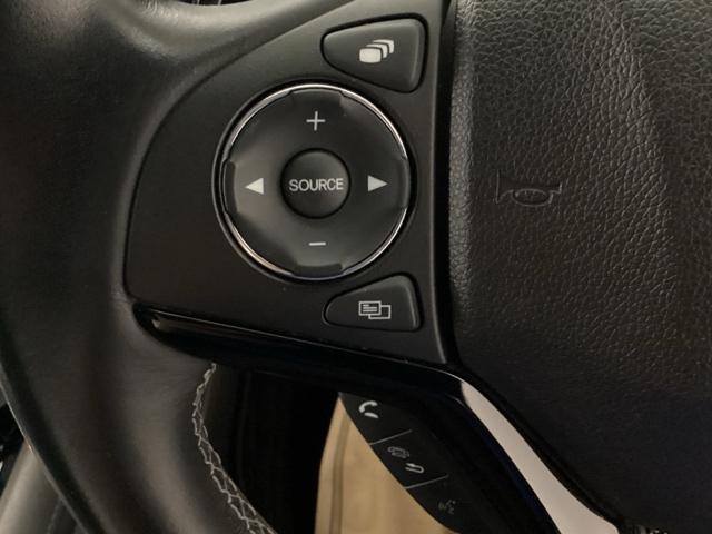 ヴェゼル ハイブリッドＺ・ホンダセンシング　クルコン　純正ナビ　フルセグ　ＥＴＣ　レーダーサポート　ＤＶＤ再生機能　横滑り防止システム　バックアイカメラ　盗難防止装置　シートヒーター付　スマ－トキ－　ＥＣＯモード　パワーウィンド　ＵＳＢ接続（22枚目）