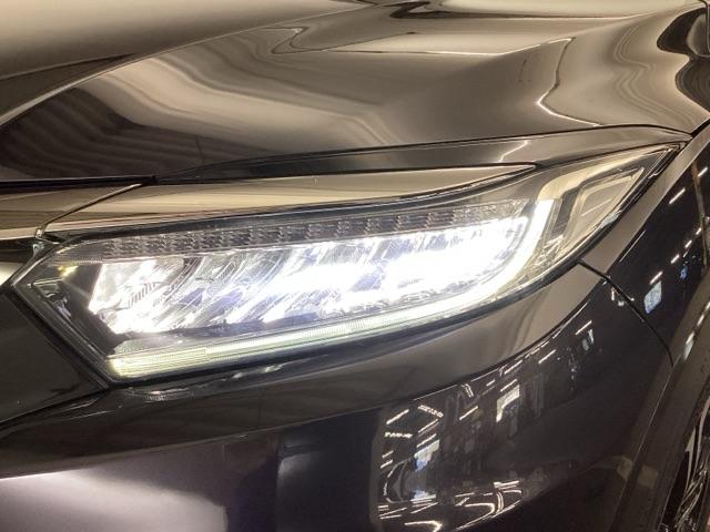 ヴェゼル ハイブリッドＺ・ホンダセンシング　クルコン　純正ナビ　フルセグ　ＥＴＣ　レーダーサポート　ＤＶＤ再生機能　横滑り防止システム　バックアイカメラ　盗難防止装置　シートヒーター付　スマ－トキ－　ＥＣＯモード　パワーウィンド　ＵＳＢ接続（27枚目）