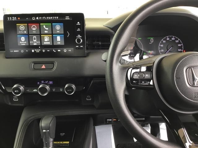 ヴェゼル ｅ：ＨＥＶＸ　ホンダコネクトディスプレイ　ＥＴＣ２．０　前後ドラレコ　前後障害物センサー　ＡＡＣ　イモビライザー　スマ－トキ－　誤発進抑制　ＰＷ　リアカメラ　クルコン　ＥＳＣ　ＥＴＣ装備　キーフリー　ナビＴＶ　ＰＳ（3枚目）