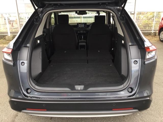 ヴェゼル ｅ：ＨＥＶＸ　ホンダコネクトディスプレイ　ＥＴＣ２．０　前後ドラレコ　前後障害物センサー　ＡＡＣ　イモビライザー　スマ－トキ－　誤発進抑制　ＰＷ　リアカメラ　クルコン　ＥＳＣ　ＥＴＣ装備　キーフリー　ナビＴＶ　ＰＳ（10枚目）