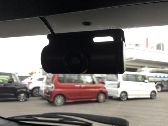 ヴェゼル ｅ：ＨＥＶＸ　ホンダコネクトディスプレイ　ＥＴＣ２．０　前後ドラレコ　前後障害物センサー　ＡＡＣ　イモビライザー　スマ－トキ－　誤発進抑制　ＰＷ　リアカメラ　クルコン　ＥＳＣ　ＥＴＣ装備　キーフリー　ナビＴＶ　ＰＳ（27枚目）