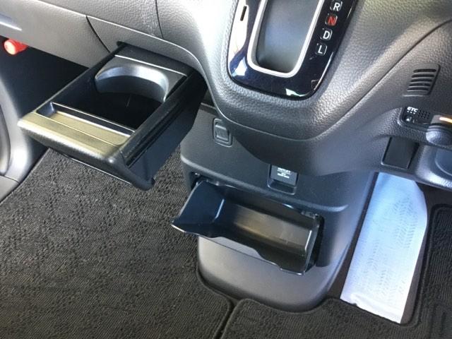 Ｎ－ＢＯＸカスタム Ｇ・Ｌホンダセンシング　片側電動スライドドア　社外ナビ　フルセグ　ＥＴＣ　地デジＴＶ　助手席エアバッグ　キーレス　アイドリングＳＴ　セキュリティーアラーム　スマ－トキ－　リアカメラ　ナビＴＶ　前車追従機能　サイドエアバッグ（23枚目）