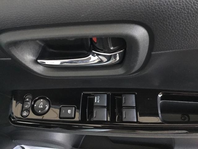 Ｎ－ＯＮＥ オリジナル　クルコン　リアカメラ　ＥＴＣ　前後ドラレコ　純正ナビ　フルセグ　追突被害軽減ブレーキ　オートクルーズコントロール　サイドエアバック　クリアランスソナー　ナビ＆ＴＶ　ＬＥＤライト　ＵＳＢ　ＷＡＢ　ＡＢＳ（30枚目）