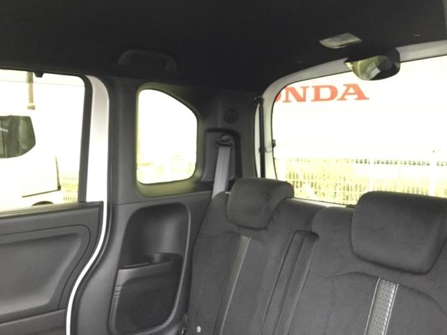 N-BOXカスタム L 片側電動スライドドア クルコン リアカメラ 純正ナビ フルセグ Pソナー サイドエアバッグ ナビTV Aストップ シートヒータ ベンチシート キーフリーシステム LEDライト クルーズコントロール(11枚目)