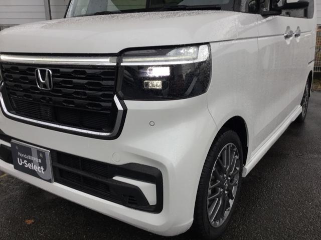 Ｎ－ＢＯＸカスタム ターボ　両側電動スライドドア　クルコン　リアカメラ　純正ナビ　フルセグ　イモビライザー　衝突被害軽減　ベンチシート　キーフリー　Ｐセンサー　ＥＳＣ　パワステ　両席エアバック　サイドエアバッグ　ターボ車　Ｂカメ（32枚目）