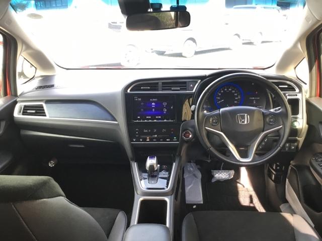 シャトル ハイブリッドX いまコレ+新品ナビ付 地デジフルセグTV ナビ&TV スマ-トキ- DVD再生可能 LEDヘッドランプ サイドカーテンエアバック ドライブレコーダ オートクルーズ リアカメラ キーレスエントリー(2枚目)