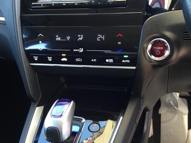 シャトル ハイブリッドX いまコレ+新品ナビ付 地デジフルセグTV ナビ&TV スマ-トキ- DVD再生可能 LEDヘッドランプ サイドカーテンエアバック ドライブレコーダ オートクルーズ リアカメラ キーレスエントリー(21枚目)