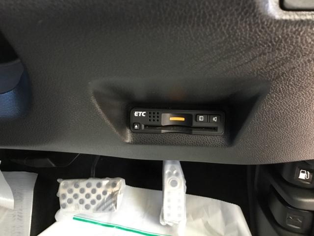 シャトル ハイブリッドX いまコレ+新品ナビ付 地デジフルセグTV ナビ&TV スマ-トキ- DVD再生可能 LEDヘッドランプ サイドカーテンエアバック ドライブレコーダ オートクルーズ リアカメラ キーレスエントリー(24枚目)