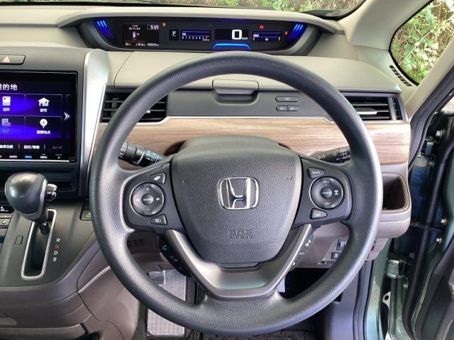 フリード G・ホンダセンシング リア席モニター ドラレコ ETC Fセグ 追突被害軽減ブレーキ iストップ Wエアバッグ パワーウィンドウ アクティブクルーズコントロール スマートキ カラーバックモニター VSA エアコン キーレス(14枚目)