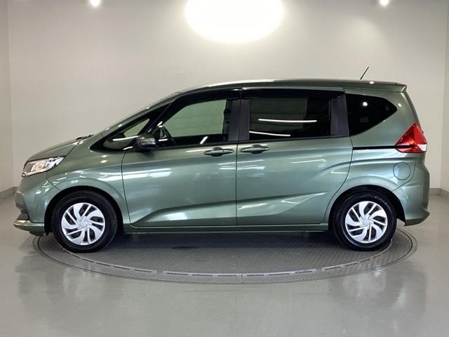 フリード G・ホンダセンシング リア席モニター ドラレコ ETC Fセグ 追突被害軽減ブレーキ iストップ Wエアバッグ パワーウィンドウ アクティブクルーズコントロール スマートキ カラーバックモニター VSA エアコン キーレス(25枚目)