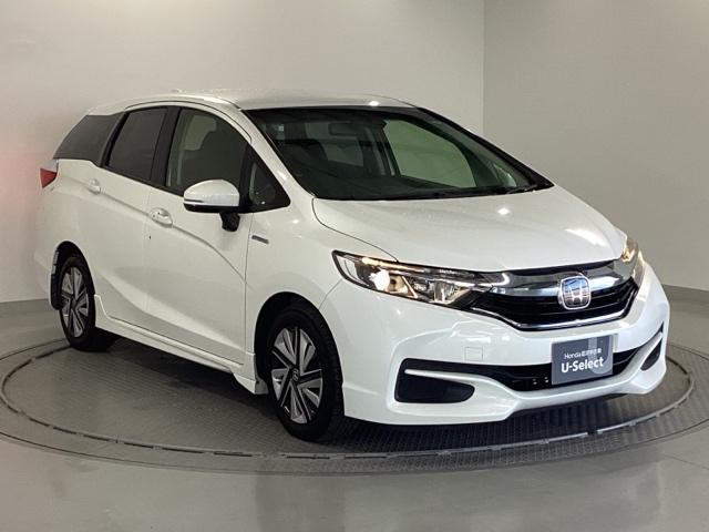 シャトル ハイブリッドホンダセンシング ETC スマートキー デュアルエアバッグ 横滑り防止 パワステ 盗難防止 パワーウインドウ キーレス ABS エコモード オートクルーズ フルオートエアコン 衝突回避ブレーキ 運転席エアバック(7枚目)