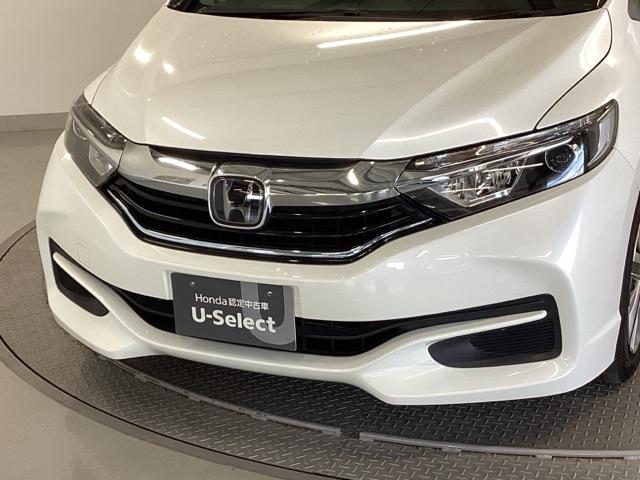 シャトル ハイブリッドホンダセンシング ETC スマートキー デュアルエアバッグ 横滑り防止 パワステ 盗難防止 パワーウインドウ キーレス ABS エコモード オートクルーズ フルオートエアコン 衝突回避ブレーキ 運転席エアバック(26枚目)