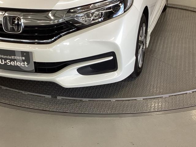 シャトル ハイブリッドホンダセンシング ETC スマートキー デュアルエアバッグ 横滑り防止 パワステ 盗難防止 パワーウインドウ キーレス ABS エコモード オートクルーズ フルオートエアコン 衝突回避ブレーキ 運転席エアバック(28枚目)