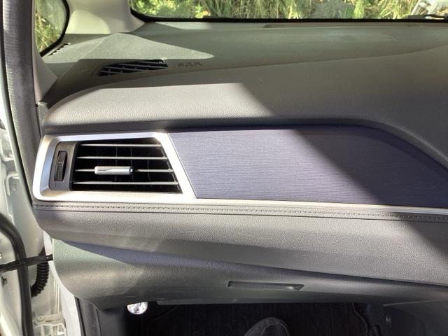 シャトル ハイブリッドホンダセンシング ETC スマートキー デュアルエアバッグ 横滑り防止 パワステ 盗難防止 パワーウインドウ キーレス ABS エコモード オートクルーズ フルオートエアコン 衝突回避ブレーキ 運転席エアバック(41枚目)