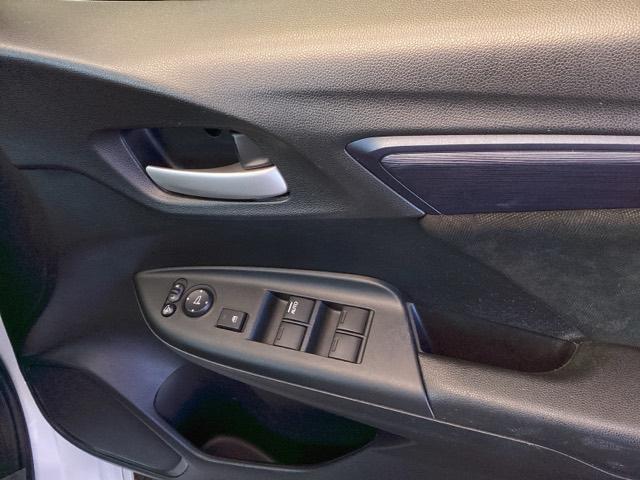 シャトル ハイブリッドホンダセンシング ETC スマートキー デュアルエアバッグ 横滑り防止 パワステ 盗難防止 パワーウインドウ キーレス ABS エコモード オートクルーズ フルオートエアコン 衝突回避ブレーキ 運転席エアバック(49枚目)