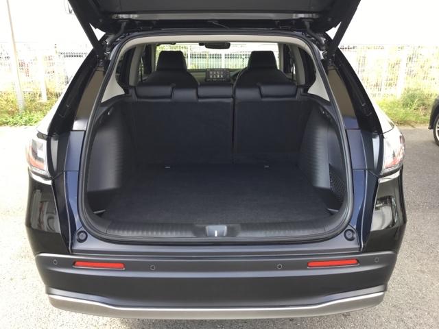 ＺＲ－Ｖ Ｘ　デモカー　全周囲カメラ　ＥＴＣ２．０　前後ドラレコ　電動リアゲート　禁煙　クリアランスソナー　地デジ　Ｂカメ　オートクルーズコントロール　ＥＳＣ　サイドカーテンエアバック　エアコン　盗難防止装置（9枚目）