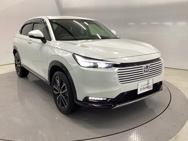 ヴェゼル ｅ：ＨＥＶＺ　クルコン　障害物センサー　ＢＳＭ　ＥＴＣ２．０　電動リアゲート　シートヒーター　衝突回避支援ブレーキ機能　スマキ　Ｐトランク　フルオートエアコン　エアバッグ　両席エアバック　Ｒカメ　パワーウィンドウ（7枚目）