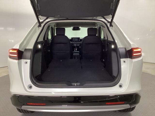 ヴェゼル ｅ：ＨＥＶＺ　クルコン　障害物センサー　ＢＳＭ　ＥＴＣ２．０　電動リアゲート　シートヒーター　衝突回避支援ブレーキ機能　スマキ　Ｐトランク　フルオートエアコン　エアバッグ　両席エアバック　Ｒカメ　パワーウィンドウ（23枚目）